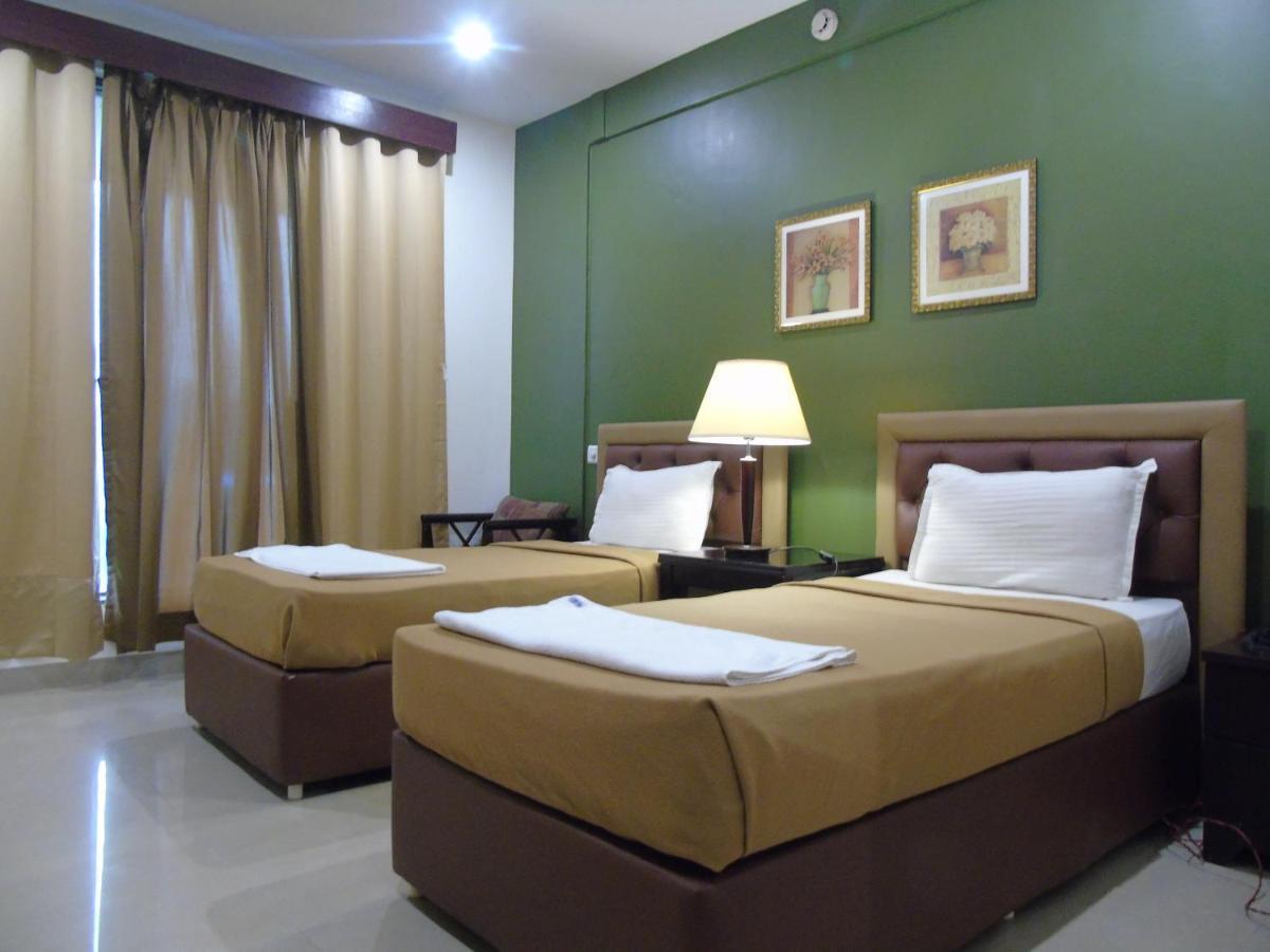 ซีซั่น โฮเต็ล แอนด์ สปา Hotel มัดกอน ภายนอก รูปภาพ