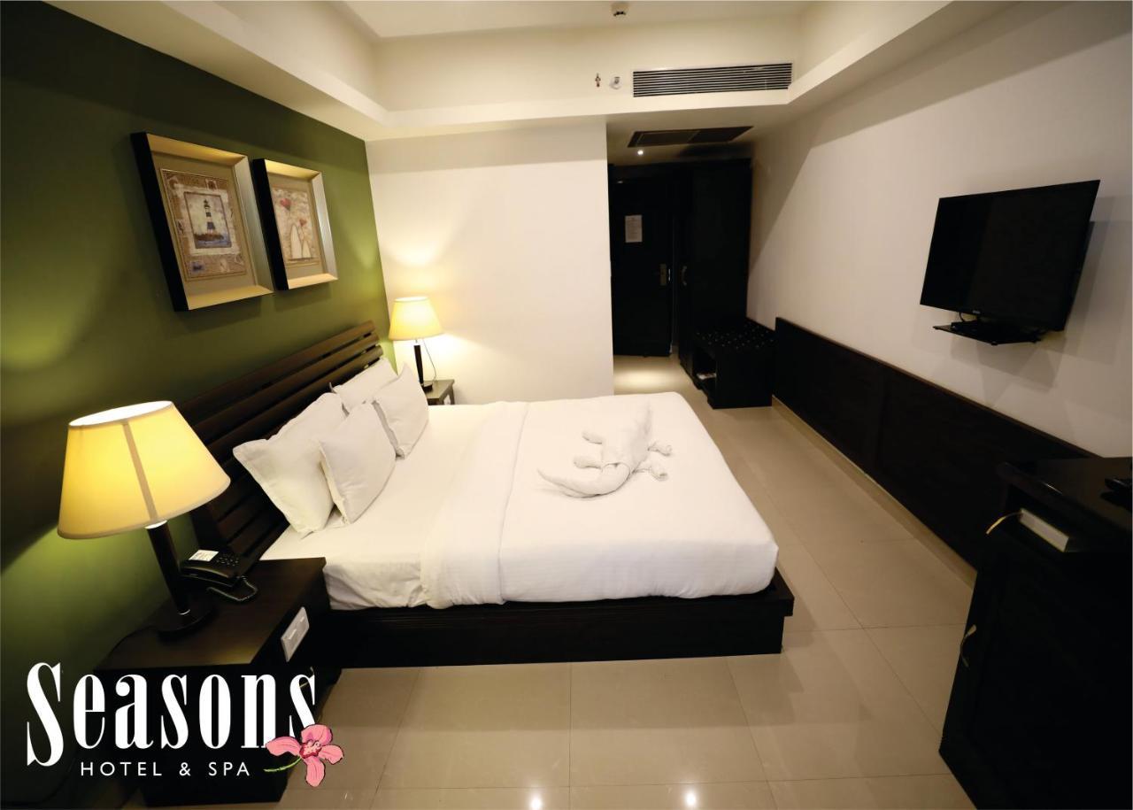 ซีซั่น โฮเต็ล แอนด์ สปา Hotel มัดกอน ภายนอก รูปภาพ