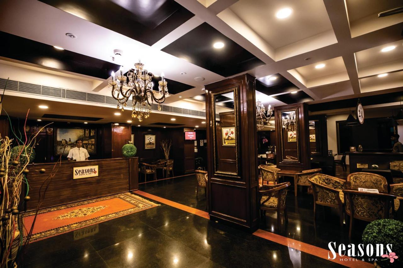 ซีซั่น โฮเต็ล แอนด์ สปา Hotel มัดกอน ภายนอก รูปภาพ