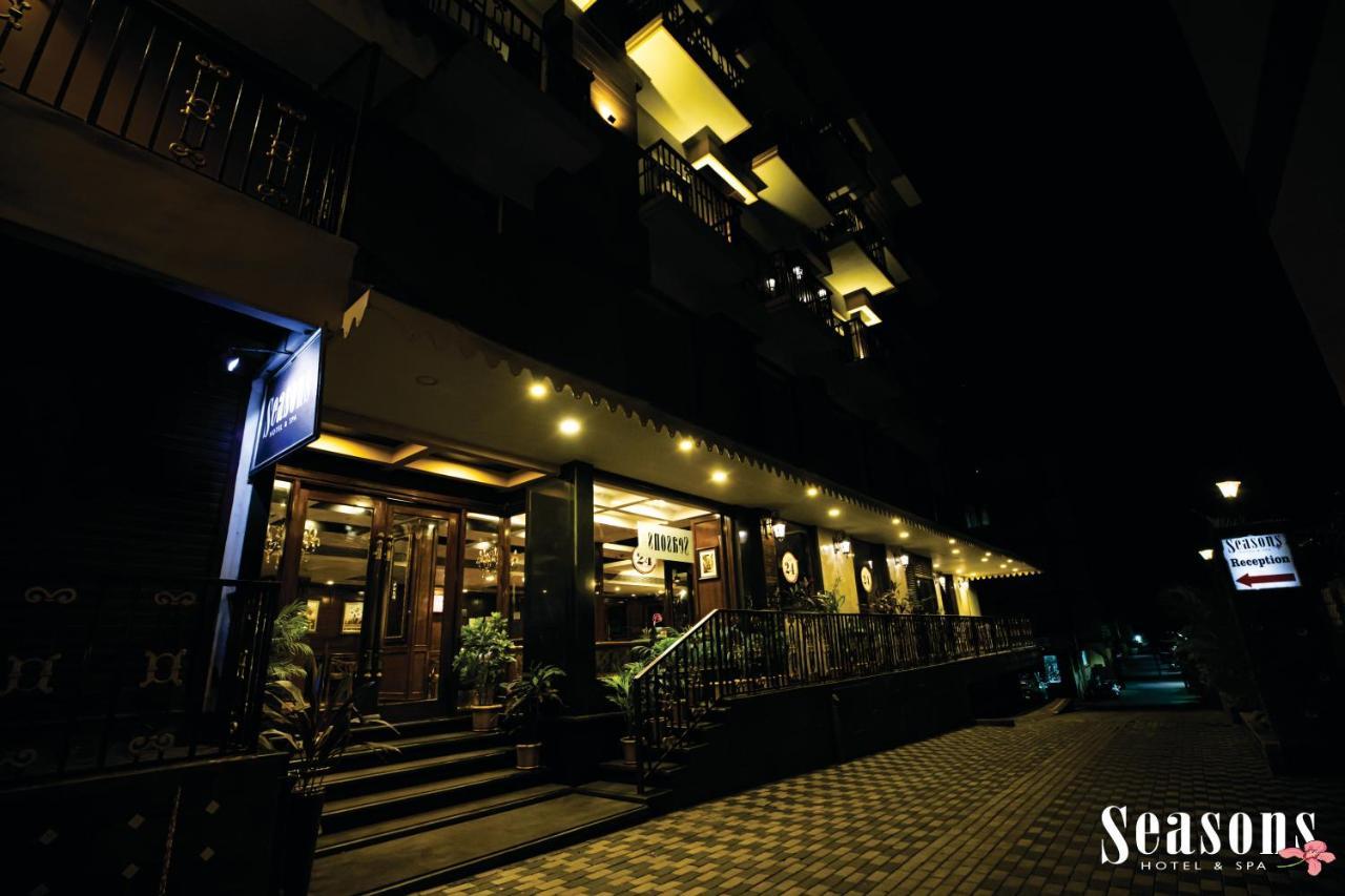 ซีซั่น โฮเต็ล แอนด์ สปา Hotel มัดกอน ภายนอก รูปภาพ